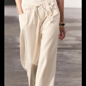 NWT Zara Ecru Drawstring Jeans
